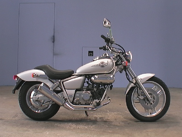 Купить мотоцикл Honda Magna50 1996 фото 2